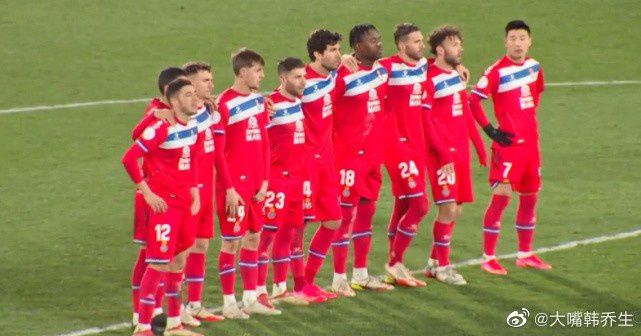 国产汉服被啪福利在线观看